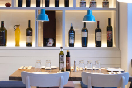 Omonia Taverna & Bar Restaurant-Gutschein