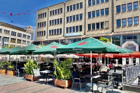 Orientable Bar Restaurant Restaurant-Gutschein