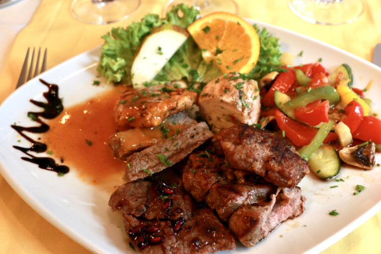 Restaurant Gutschein Tropical Euro Lounge Essen